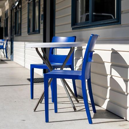 Waikanae Beach Top 10 Holiday Park جيسبورن المظهر الخارجي الصورة